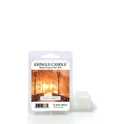 Αρωματικό κερί Kringle Candle Snowy Bridge (64 g)