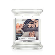 Kringle Candle Knitted Cashmere αρωματικό κερί μεσαίο 2-φιτίλι (411 g)