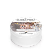 Αρωματικό κερί Kringle Candle Aurum & Evergreen (42 g)