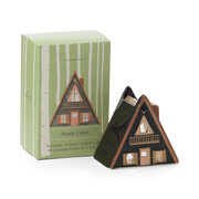 Paddywax κεραμικό ρεσώ σπιτάκι NORWEGIAN COTTAGE με 1 ρεσώ και 20 τμχ χωνάκια Palo Santo